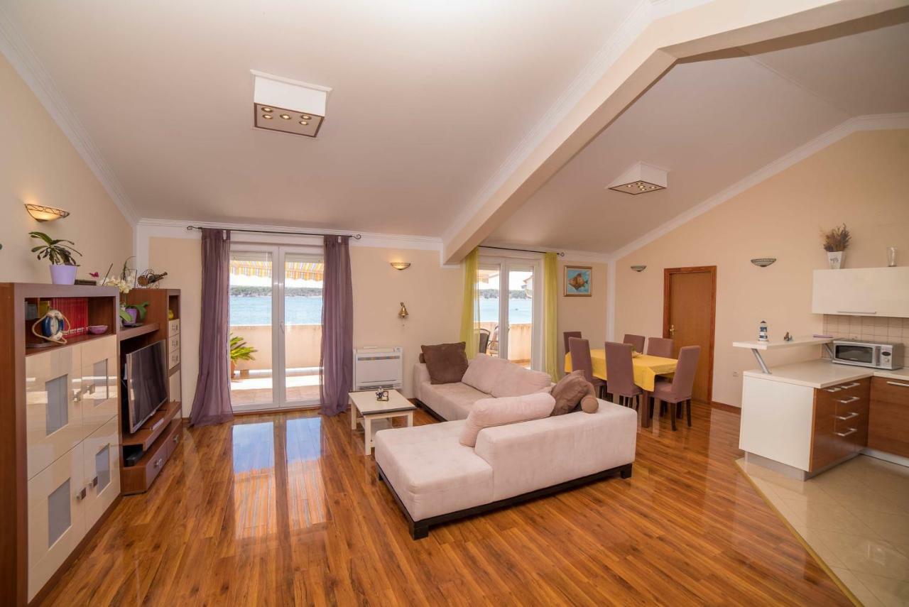 Captain'S Apartment Barbat na Rabu Luaran gambar